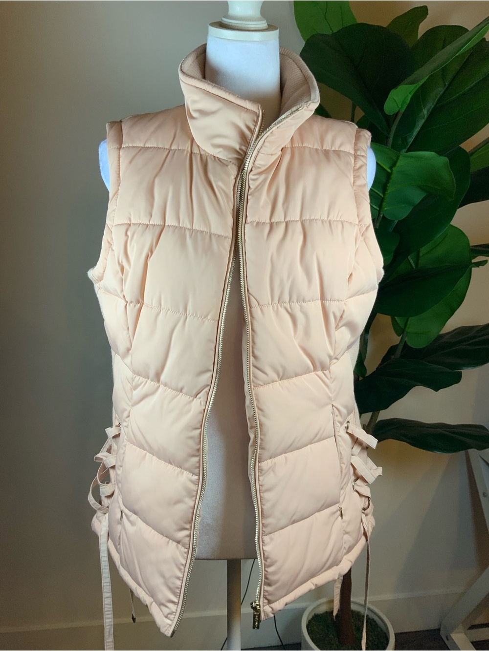 Calvin Klein Blush Quilted Puffer Vest